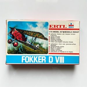Ertl ESCI Fokker D VIII 1/72 scale model kit 8247 New Open Box.